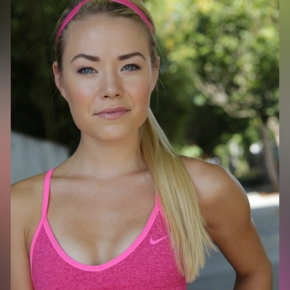 Meet your Posher, Nickole - Picture 3 of 3